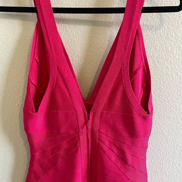 Herve Leger Magenta Bandage Dress Size Medium ASO Kim Kardashian Madame Tussauds - Picture 7 of 11